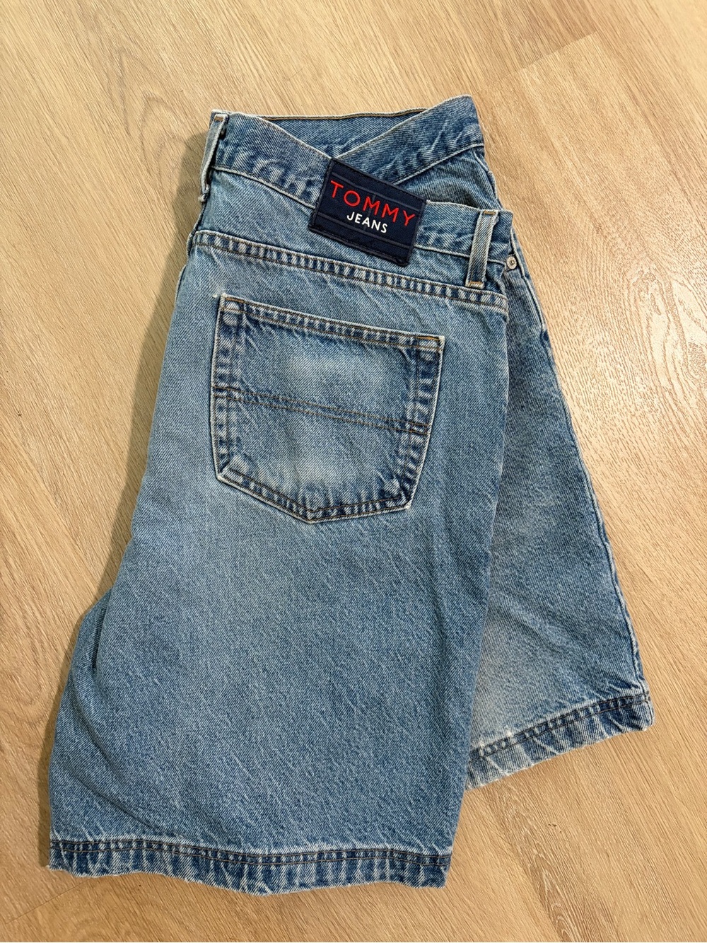 1990s Tommy Hilfiger Freedom Light Blue Denim Jorts Made in Canada size 36